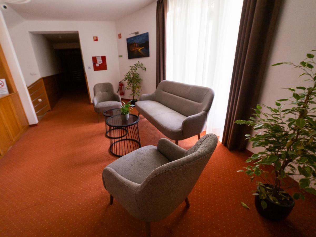 Hotel Aqua Sárvár Exterior foto